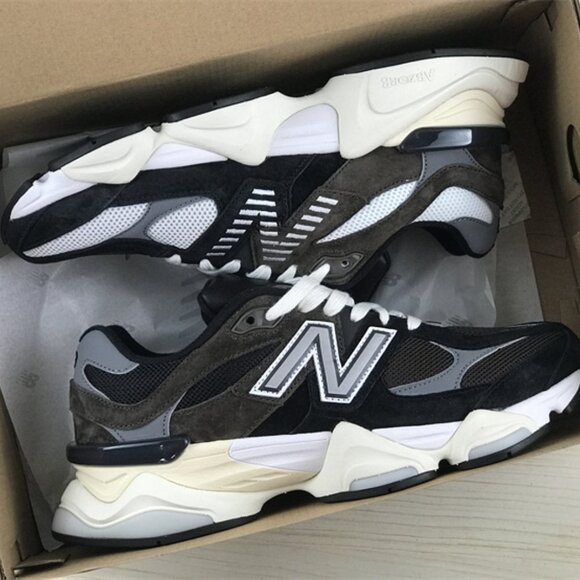 New Balance 9060 Black and Blue Men's Sneakers - Picture 4 of 15